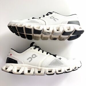 FINAL PRICE! On Cloud X 3 Running Sneakers Shoes Women’s Size 9.5